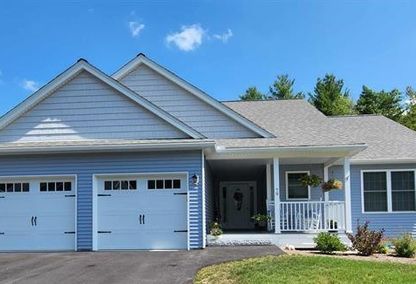 Suburban single family home in Candia, New Hampshire
