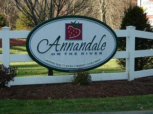 Annandale On The River welcome sign in Litchfield, New Hampshire