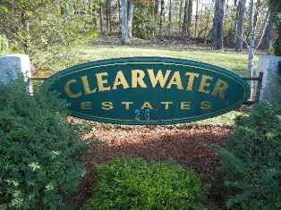 Clearwater Estates welcome sign in Raymond, New Hampshire