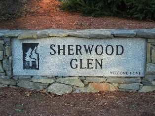 Sherwood Glen welcome sign in Raymond, New Hampshire